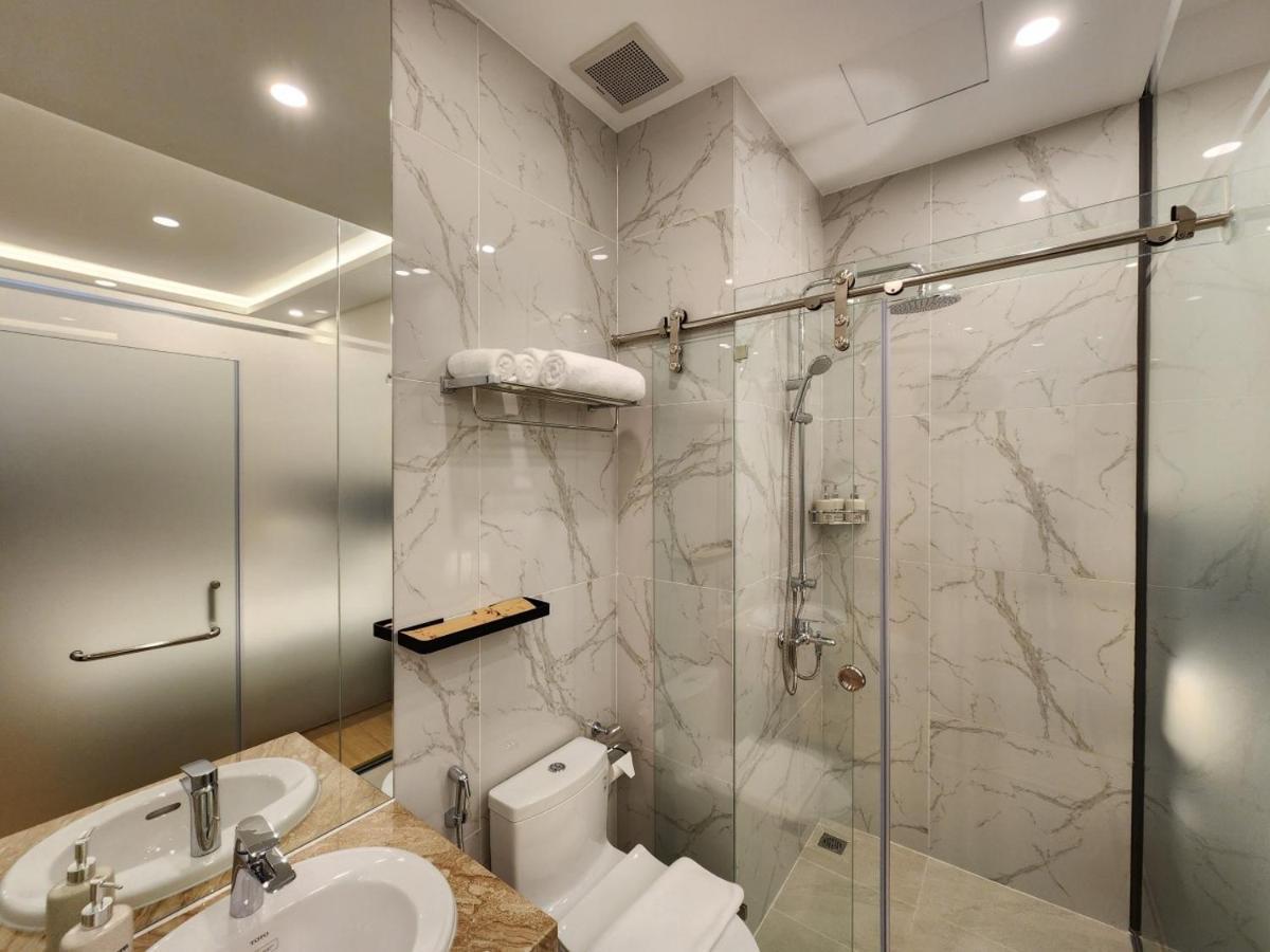 Ruby Hotel Ho Chi Minh City Exterior photo