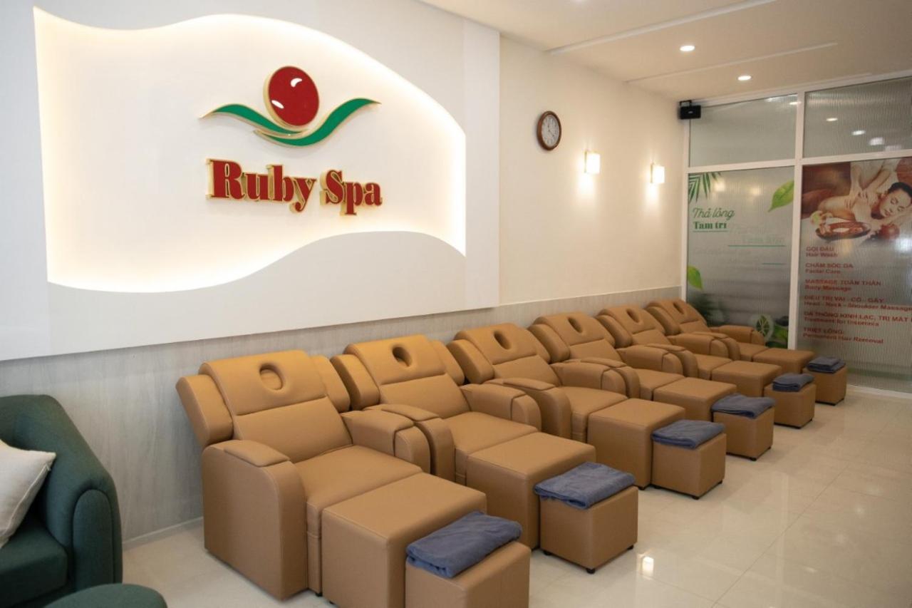 Ruby Hotel Ho Chi Minh City Exterior photo