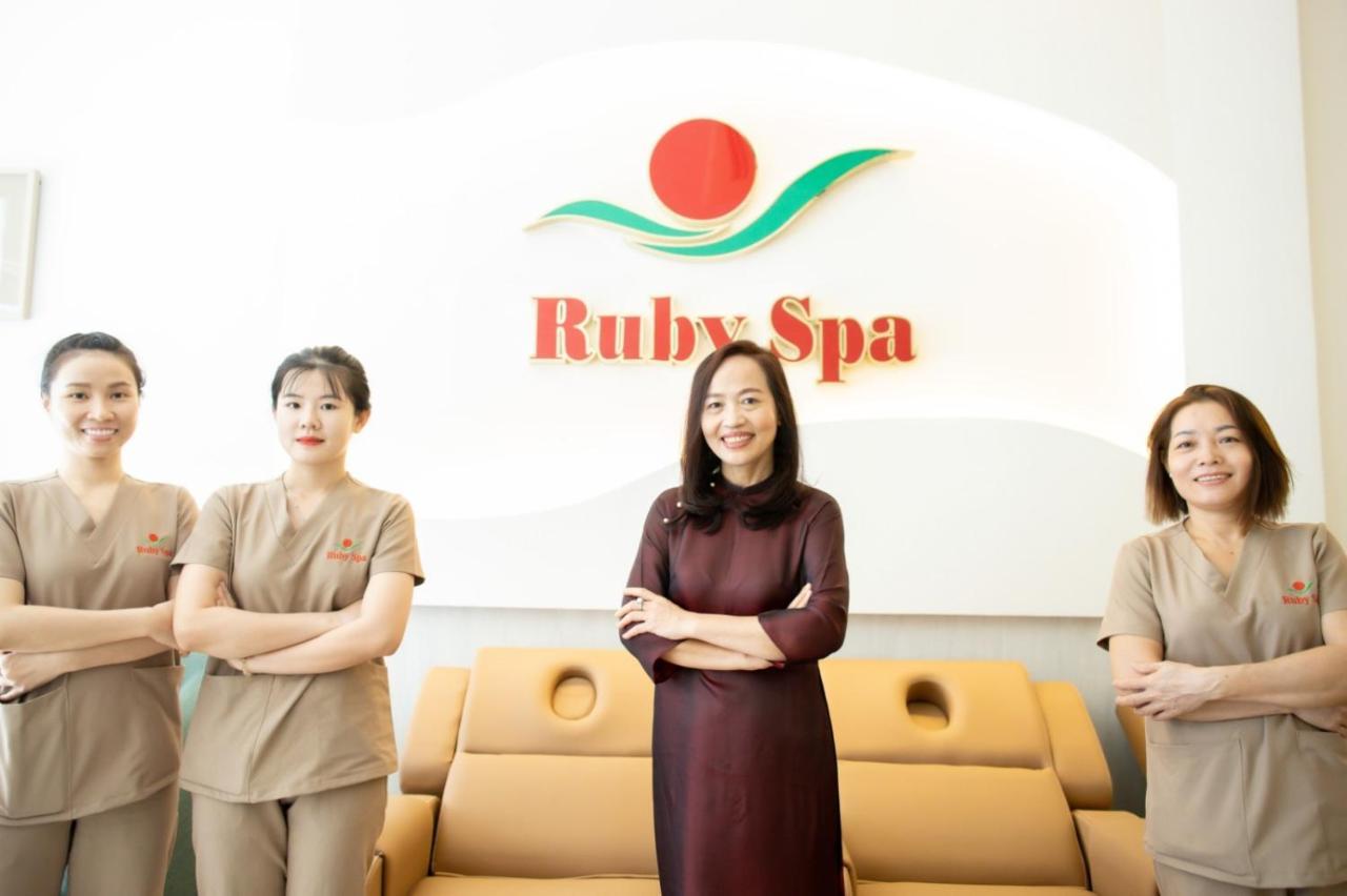 Ruby Hotel Ho Chi Minh City Exterior photo