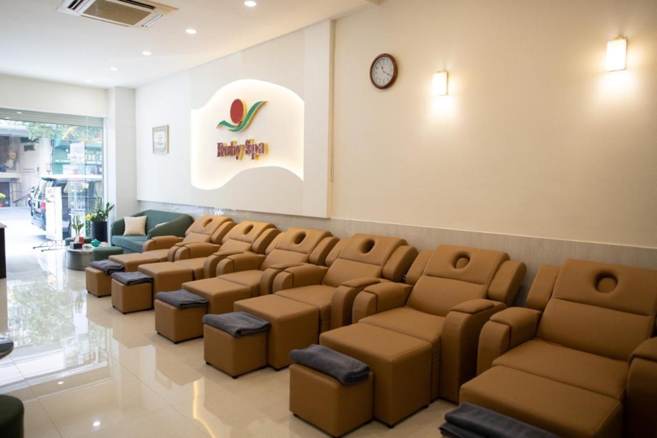 Ruby Hotel Ho Chi Minh City Exterior photo