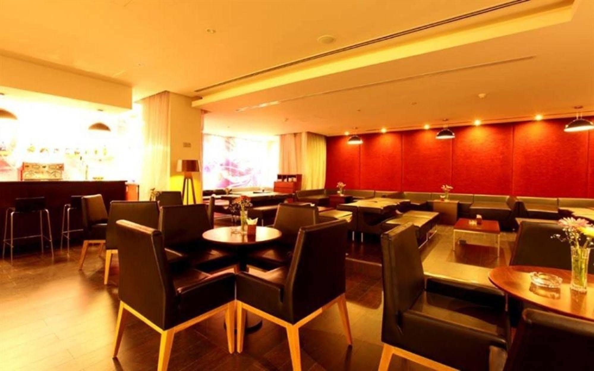 Ruby Hotel Ho Chi Minh City Exterior photo